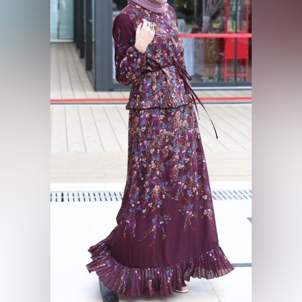 Floral Elegance Maxi Dress